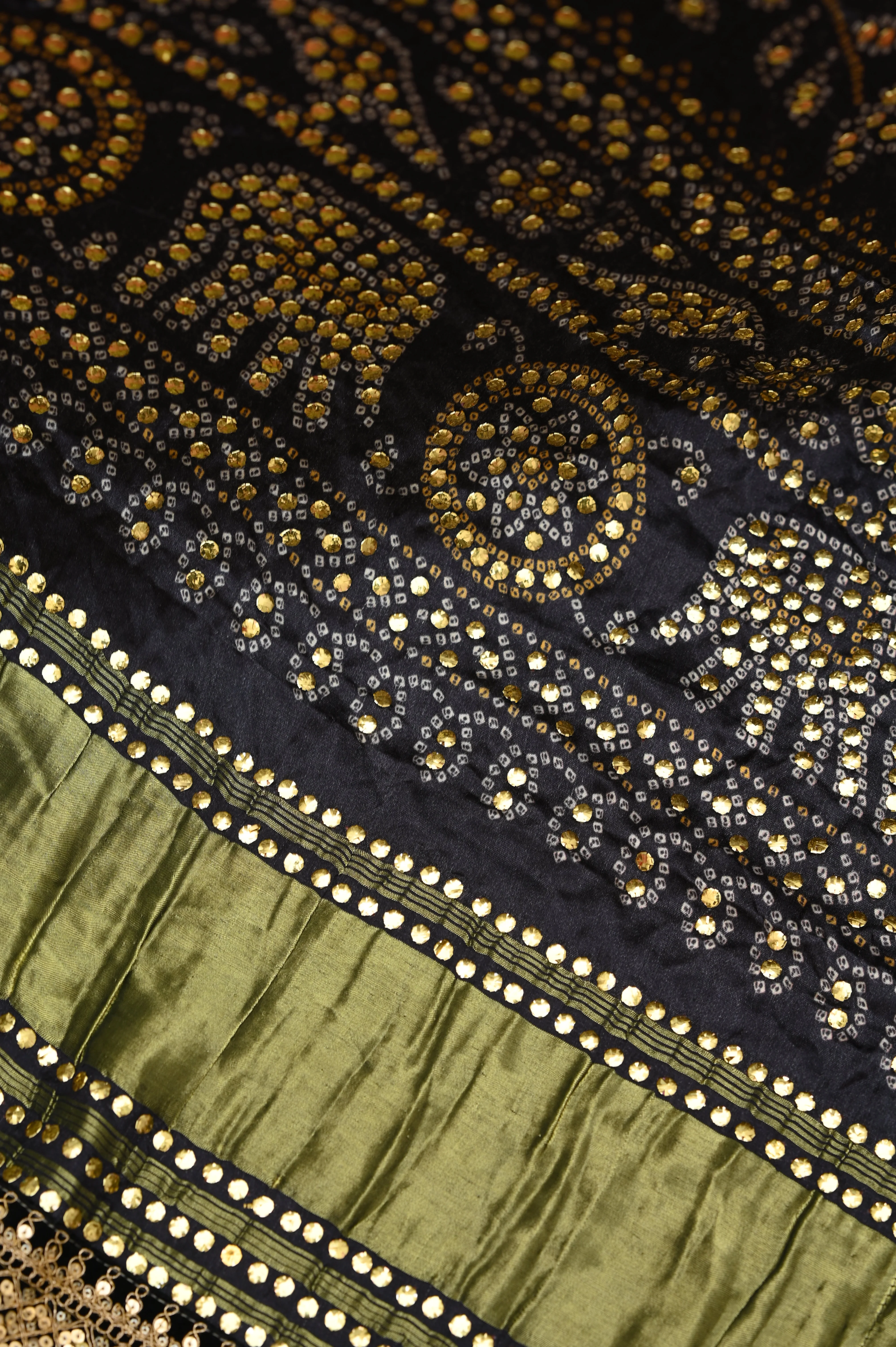Bandhini Dupatta - Image 17