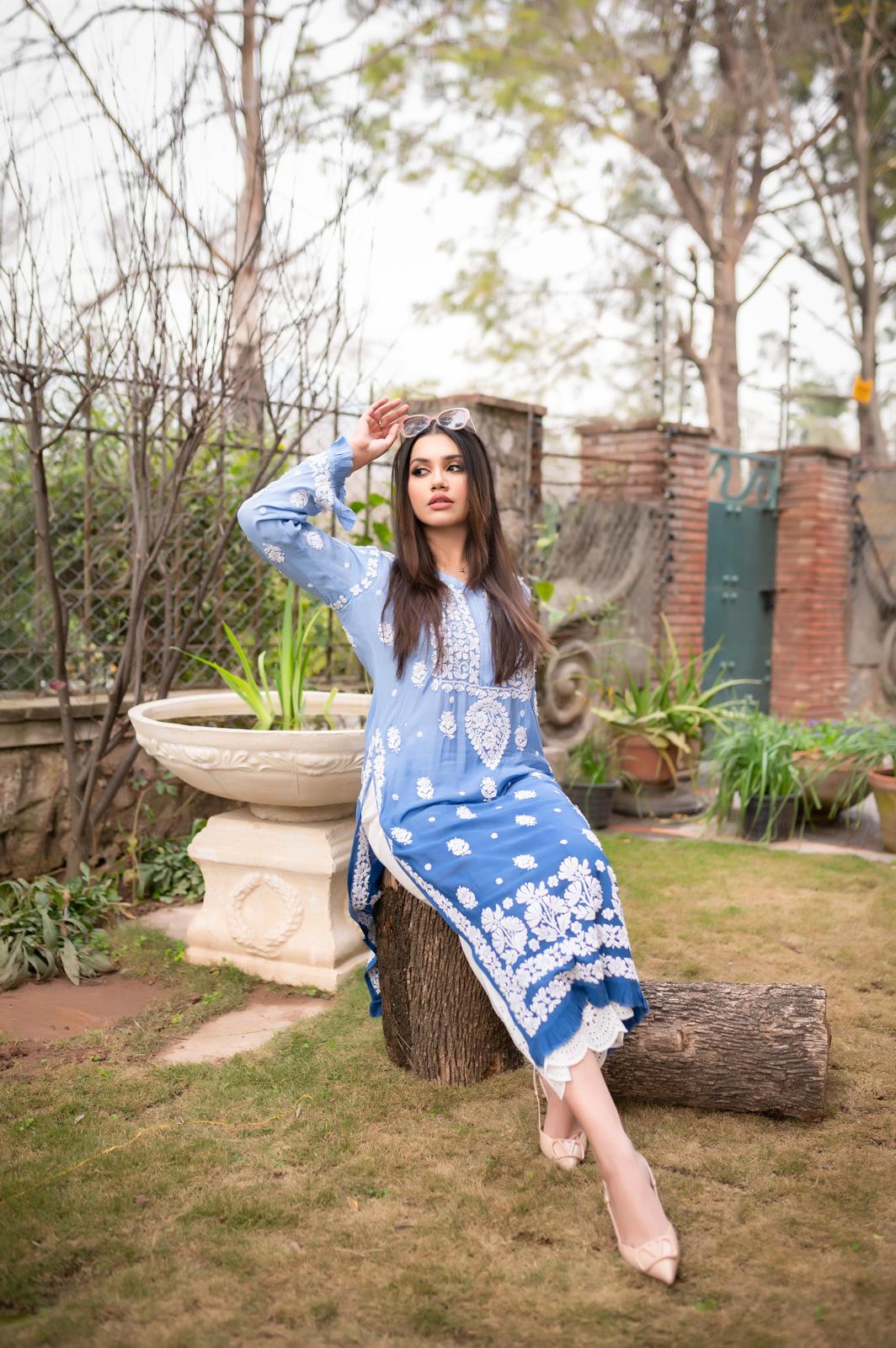 Ombre Blue Chikankari Kurta - Image 4