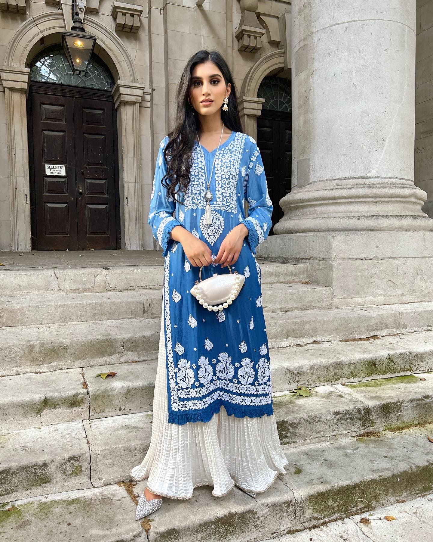 OmbreBlue/Purple Chikankari Kurta with Crush Pants - Image 4