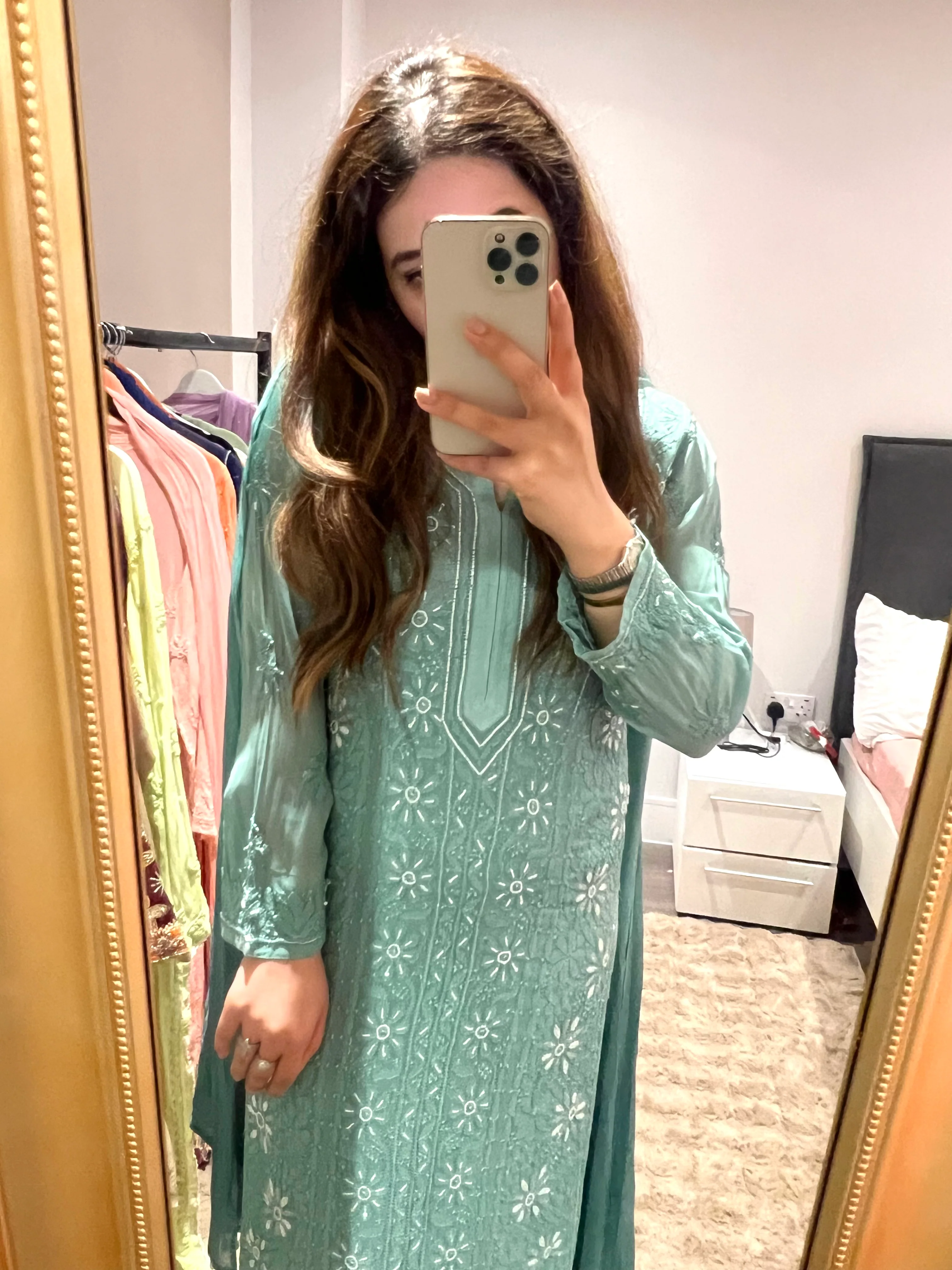 Sea Green Chikankari outfit! - Image 3